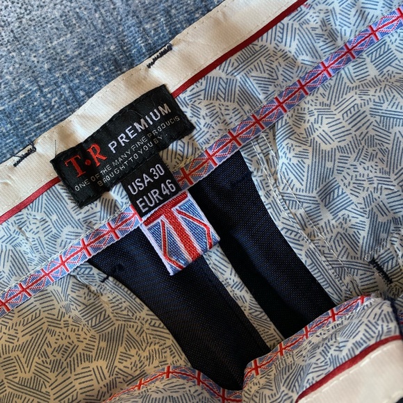 T.R PREMIUM NAVY DRESS PANTS SIZE 30 - Picture 3 of 3